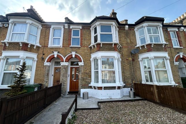 Laleham Road, London, SE6 2 bed flat for sale