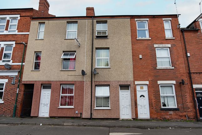 Commercial Road, Nottingham NG6 3 bed terraced house for sale
