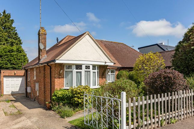 Wroxham Gardens, Potters Bar, EN6 2 bed semi