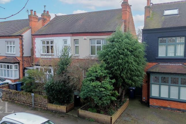 3 bed semi-detached house
