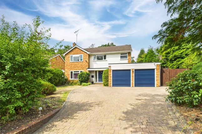 Robin Lane, Sandhurst, Berkshire, GU47 4 bed detached house for sale