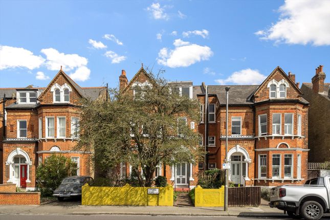 Lyford Road, Wandsworth, SW18 5 bed semi