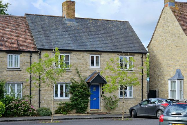 Oak Lane, Mere, Warminster... 3 bed semi