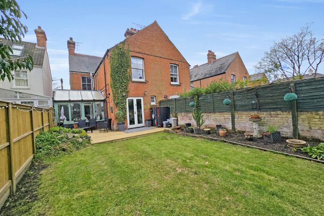 4 bedroom semi-detached house for sale