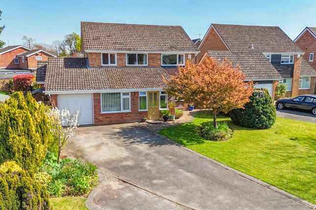 De Haviland Close, Wimborne, BH21 5 bed detached house for sale