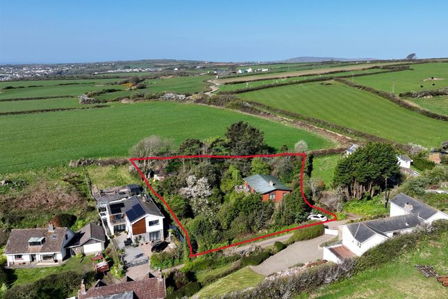 Slade, Swansea SA3 3 bed detached house for sale