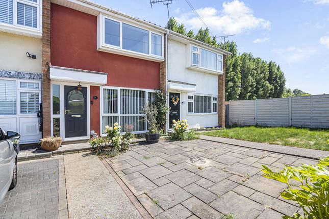 The Poplars, Romford, RM4 3 bed terraced house for sale