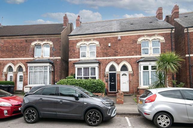 6 bedroom semi-detached house for sale