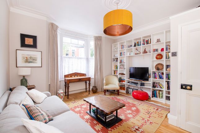 2 bedroom ground floor flat for sale
