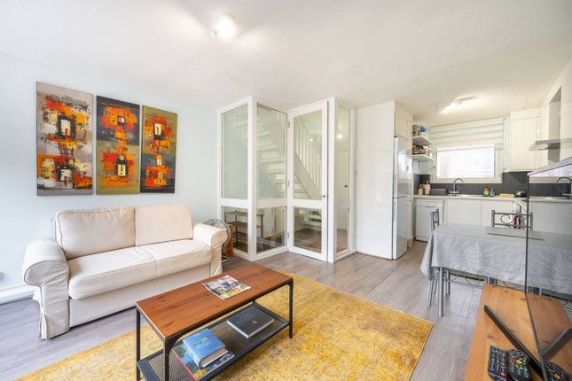 Clydesdale Road, Notting Hill... 2 bed maisonette for sale
