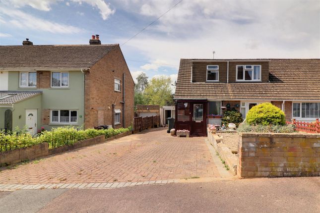 3 bedroom semi-detached bungalow for sale