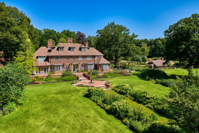 8 bedroom detached house for sale