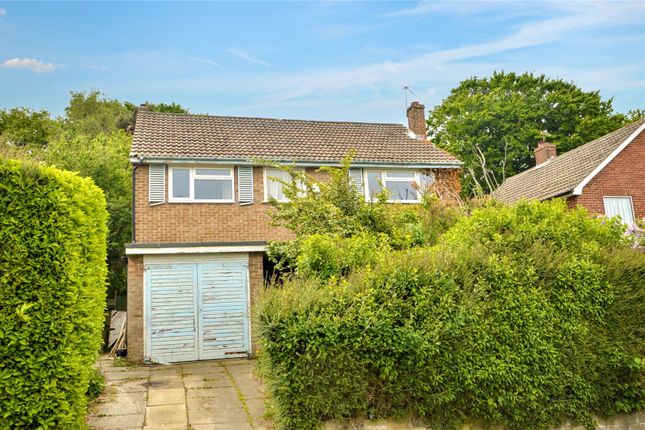 Carr Bridge Drive, Leeds, West Yorkshire 4 bed detached house for sale