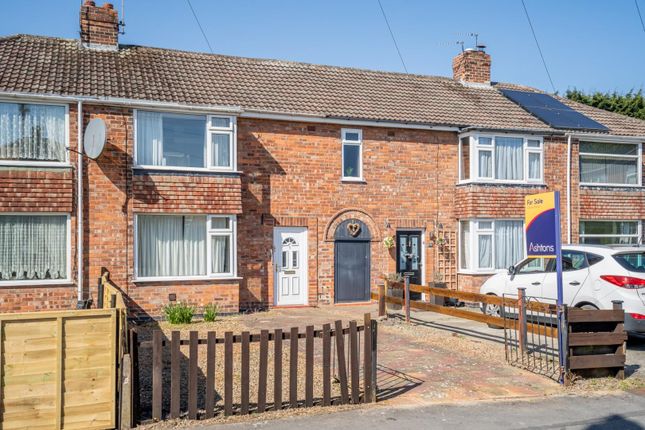 Scawton Avenue, York 2 bed terraced house for sale