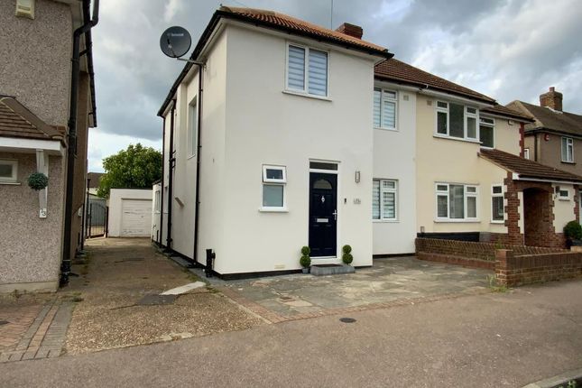5 bedroom semi-detached house for sale
