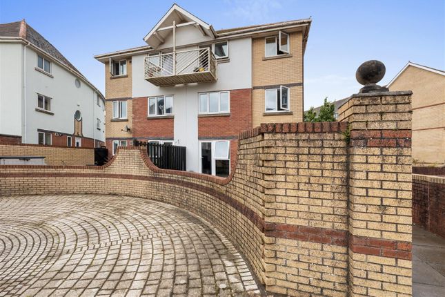 ... 2 bed maisonette for sale