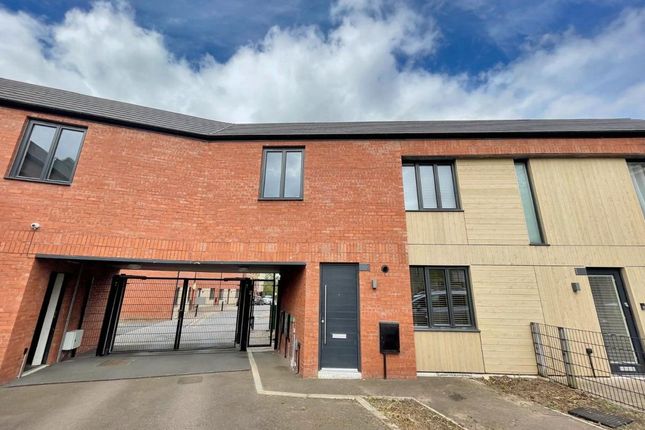 Fairway View, Stockport 2 bed apartment for sale