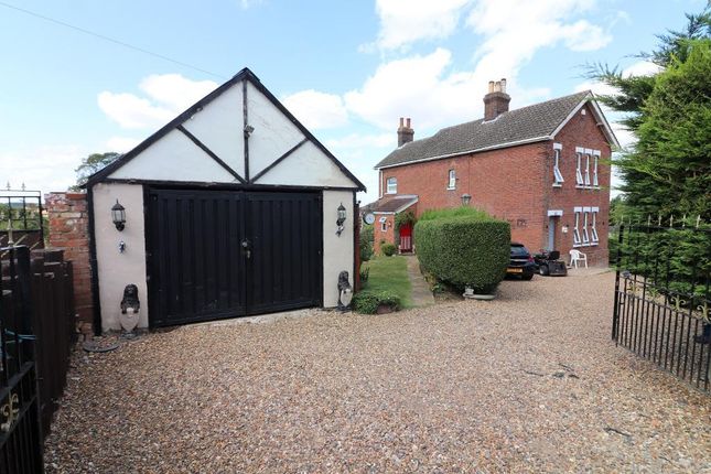 Toddington LU5 2 bed detached house for sale