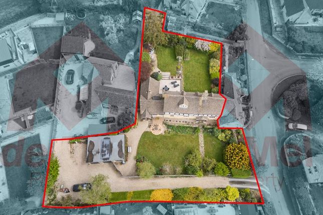 5 bedroom link detached house for sale