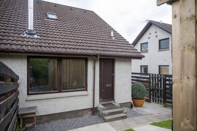 1 bedroom maisonette for sale