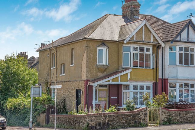2 bedroom maisonette for sale