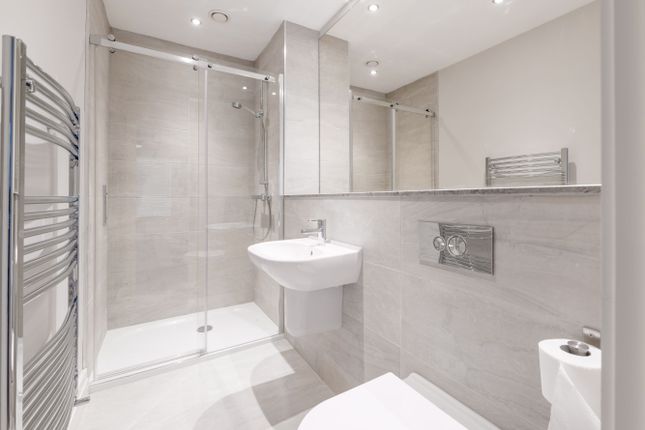 3 bed flat