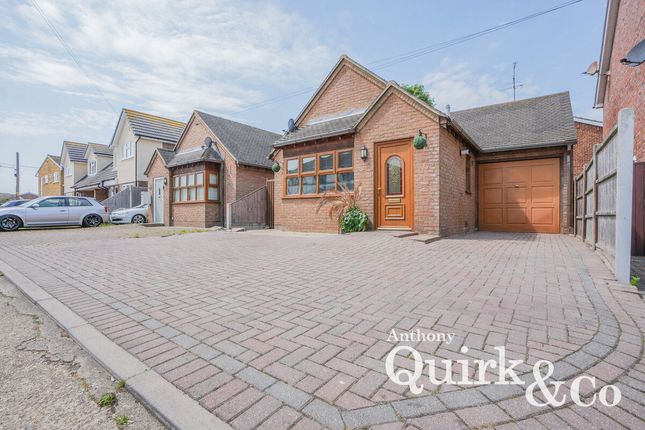 Kollum Road, Canvey Island, SS8 1 bed detached bungalow for sale