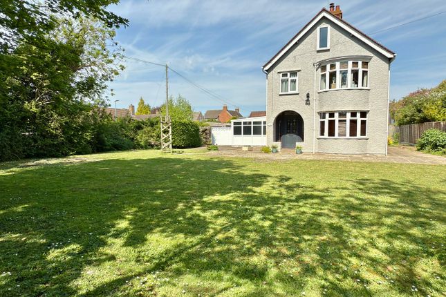 Ashchurch Road, Tewkesbury GL20 3 bed detached house for sale