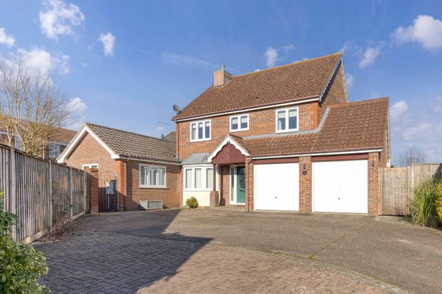 4 bed detached house