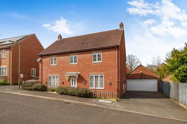 Mollison Rise, Whiteley, Fareham... 4 bed detached house for sale