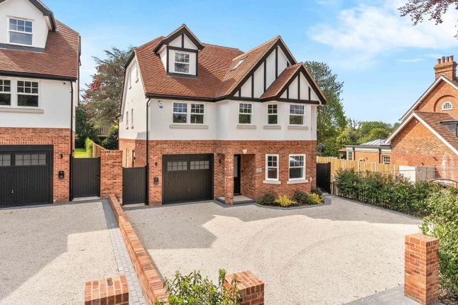 Shenfield CM15 5 bed detached house for sale