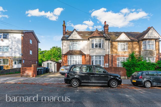 3 bedroom flat for sale
