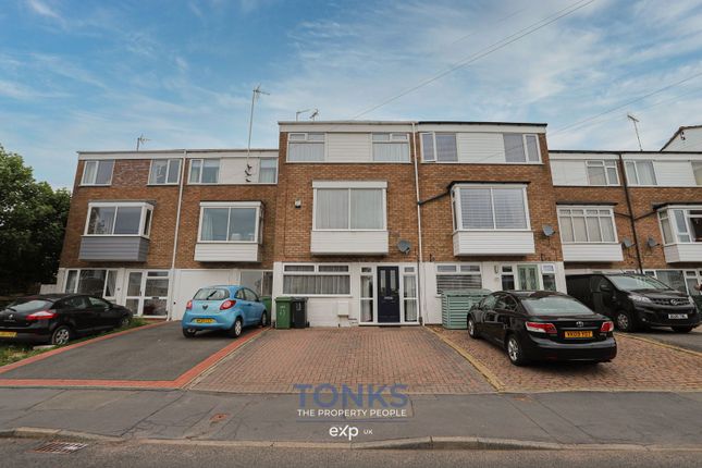 Belbroughton Road, Halesowen B63 3 bed townhouse for sale