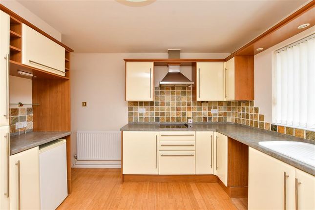 3 bed detached bungalow