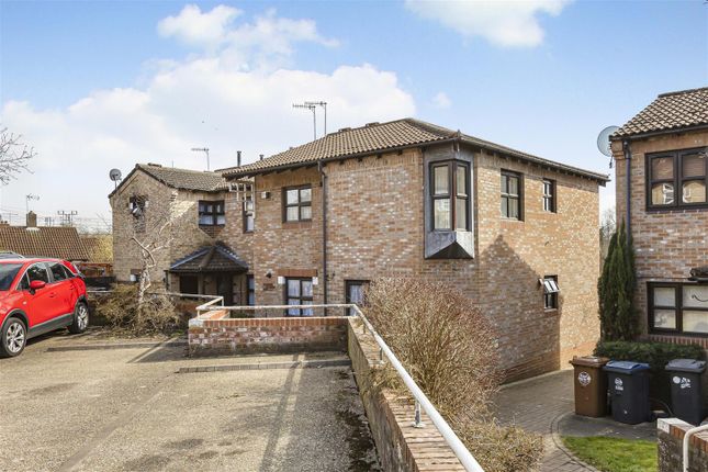 1 bedroom maisonette for sale