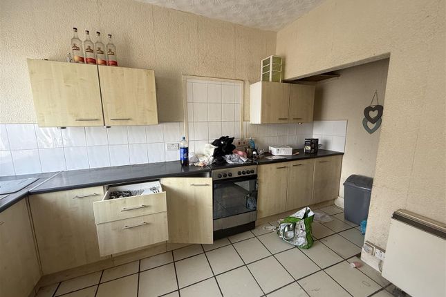 Bag Lane, Atherton M46 3 bed terraced house for sale
