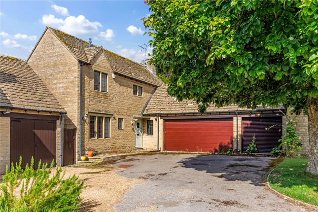 Condurrow Court, Stow on the Wold... 3 bed link detached house for sale