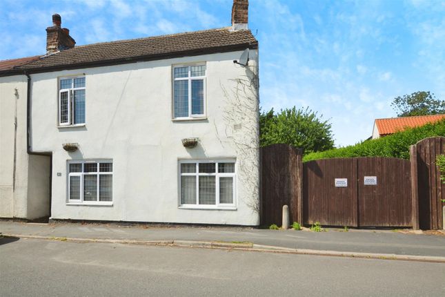2 bedroom semi-detached house for sale