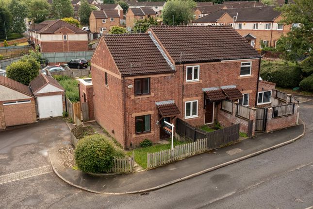 Raynville Walk, Leeds LS13 2 bed end of terrace house for sale