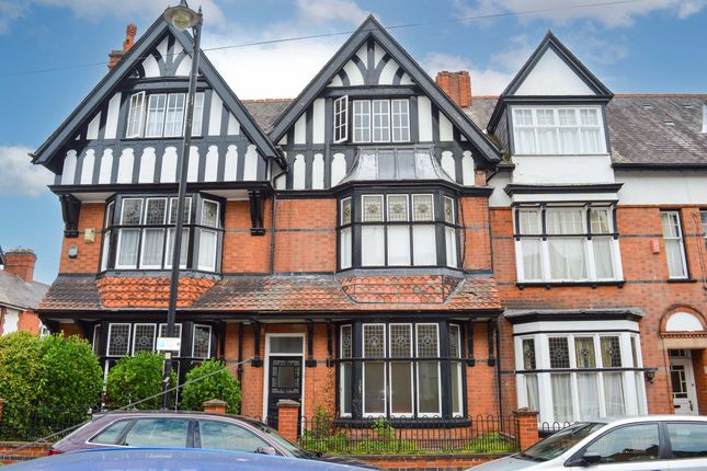 4 bed terraced house