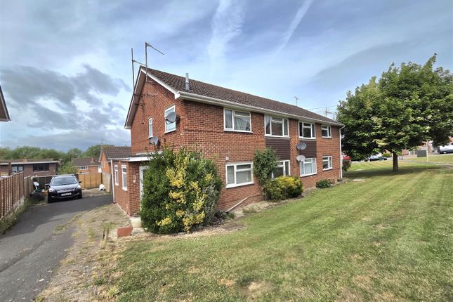 Hendingham Close, Tuffley, Gloucester 2 bed maisonette for sale