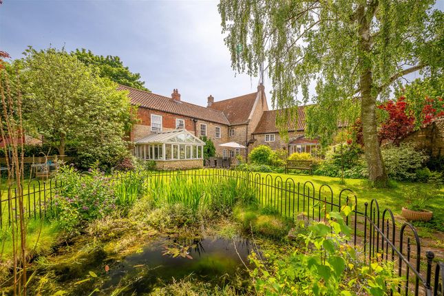 North Lane, Navenby, Lincoln 4 bed house for sale