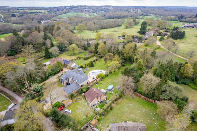 Sandhill Lane, Crawley Down, RH10 3 bed detached house for sale