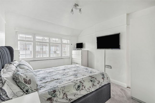 Manor Road, Mitcham, CR4 3 bed terraced house for sale