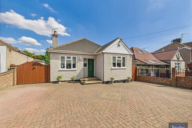 Buckingham Avenue, Welling, Kent 3 bed bungalow for sale