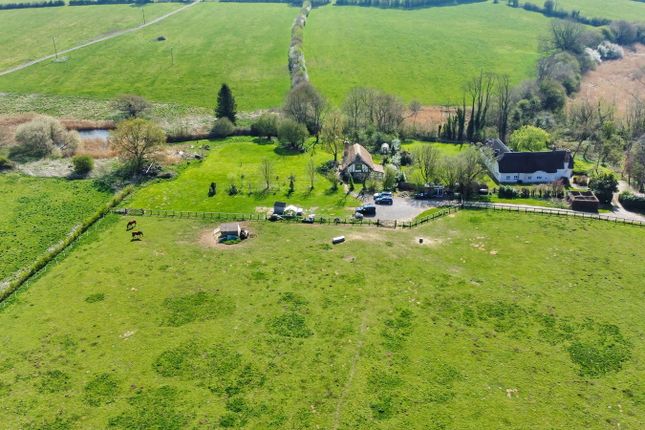 Baldham, Melksham SN12 6 bed detached house for sale