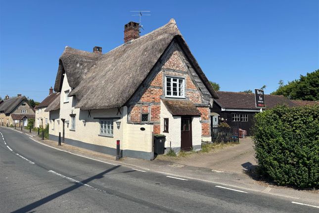 Newton, Sturminster Newton 3 bed detached house for sale