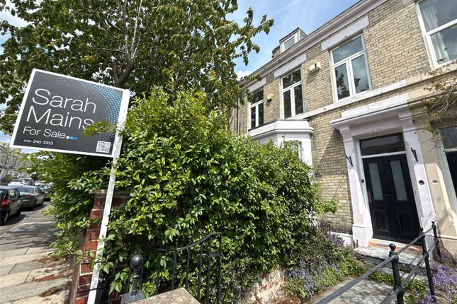 3 bed detached house