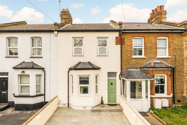 Nelson Road, Whitton TW2 2 bed terraced house for sale