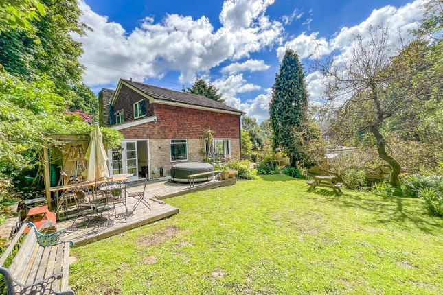 Station Road, Crowhurst, TN33 3 bed detached house for sale
